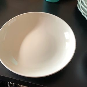 Lenox Bloom Sand 8.5 inch Salad Bowl (1)